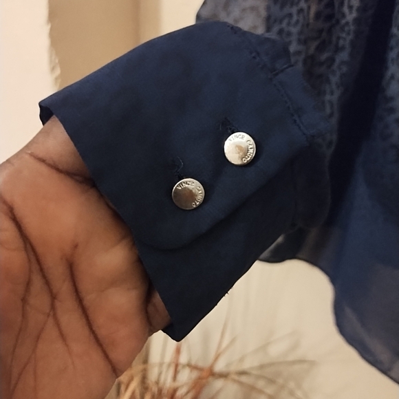 Vince Camuto Women's Leopard Print Sheer 100% Polyester Blouse - Blk & Grey Sz L - Picture 7 of 11